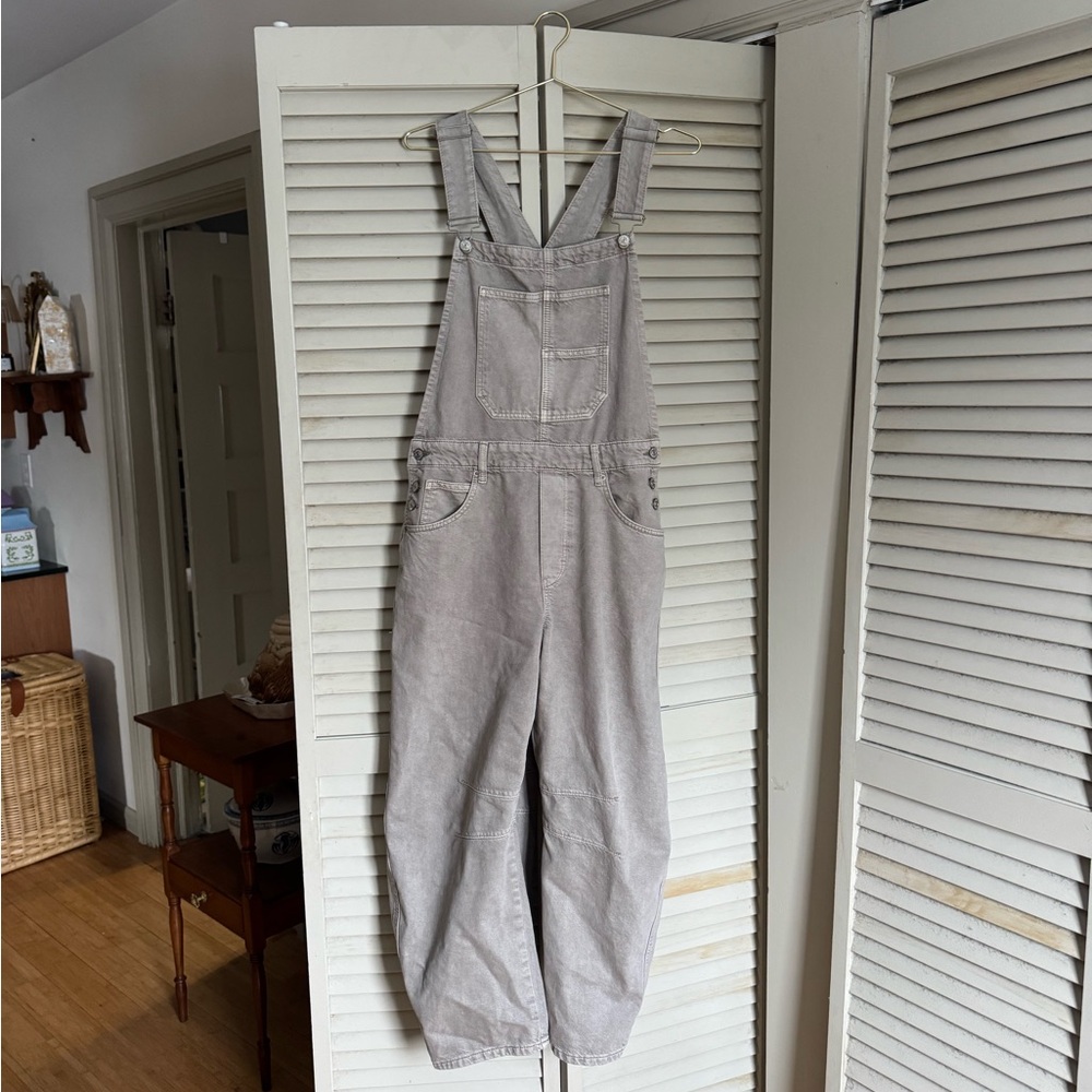 Free People we the free good luck beige Denim barrel Overalls size medium
